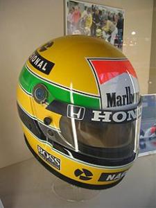 Norme uso casco Londra