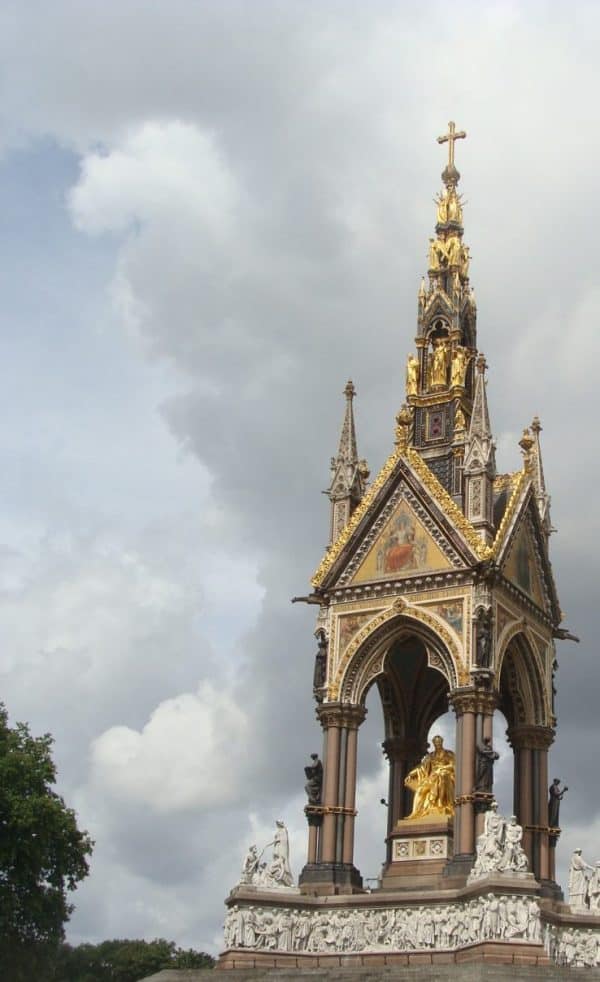 Visitare Kensington Gardens: l'Albert Memorial